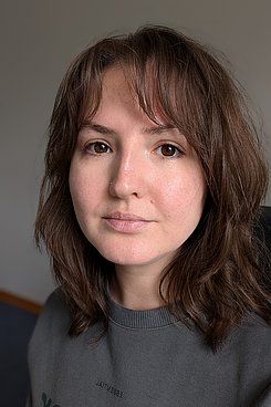 Ms  Sofya Rendón